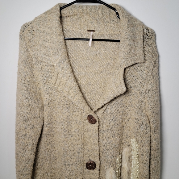 Free People Lightweight Button-Up Cardigan with Frilly Pocket Details, Size Smal - Picture 4 of 9